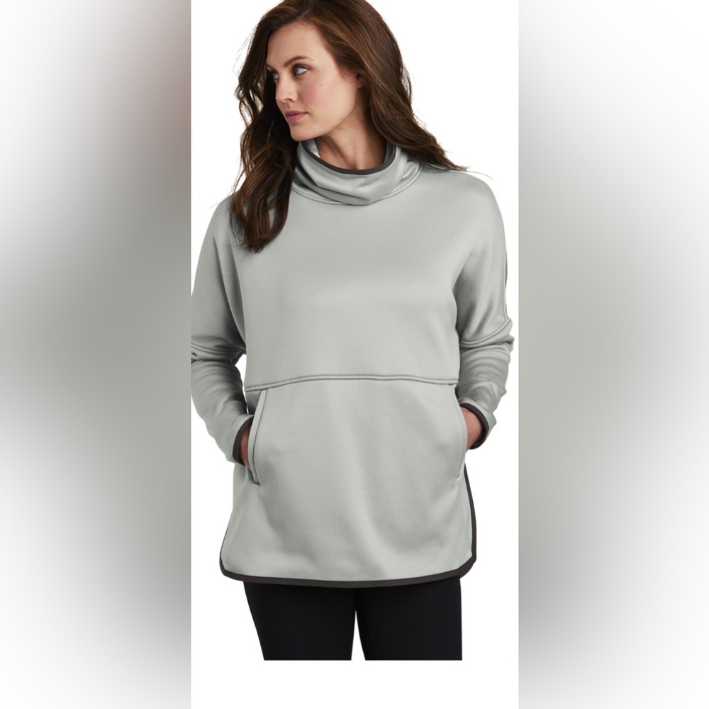 North face ladies canyon flats stretch poncho